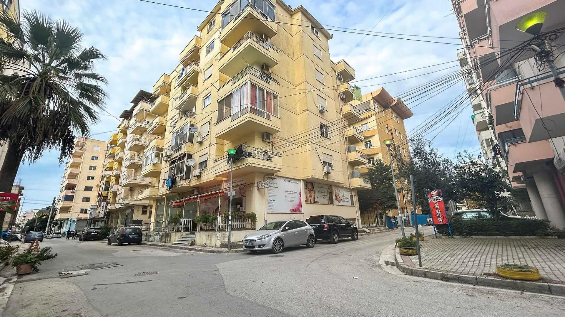 Apartment With Terrace 1319 Durrës Albania