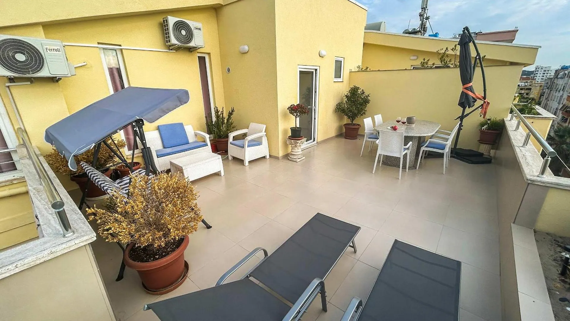 Apartment With Terrace 1319 Durrës 0*,  Albania